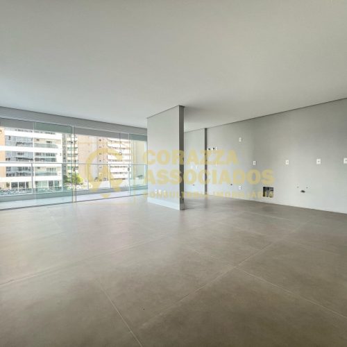 WhatsApp Image 2025-04-22 at 15.21.45 (1)